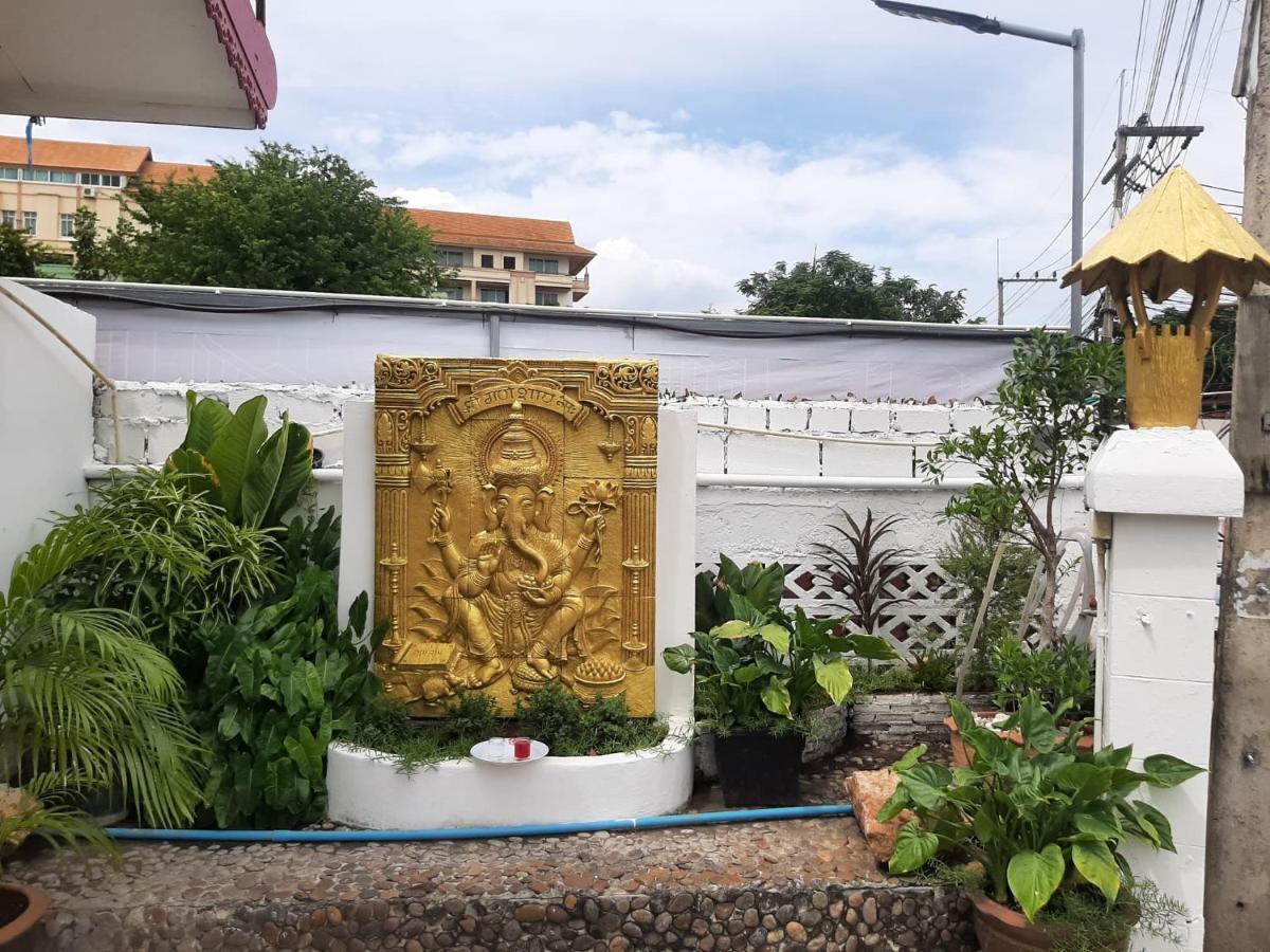 Palada Guest House HHQ Exterior foto